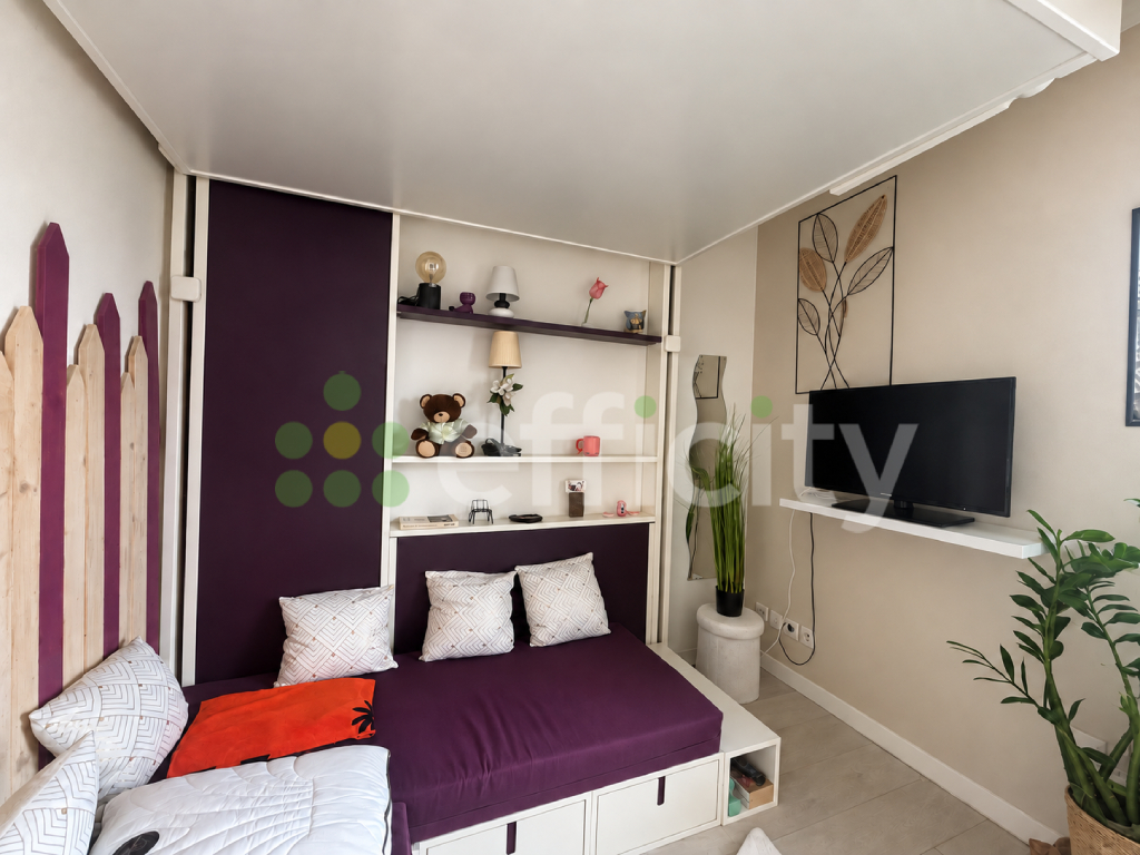 Studio 18 m² + Terrasse de 13 m² vue exceptionnelle à Aix-en-Provence
